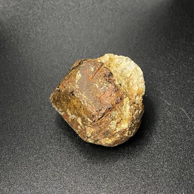 Garnet Almandine 05